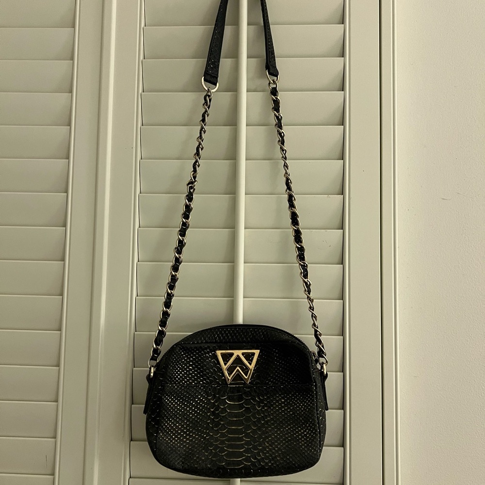 Kelly Wynne Mingle Mingle Mini Crossbody Purse